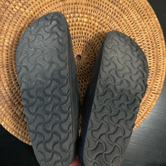 EVA Birkenstock Black Sandals - Picture 6 of 6